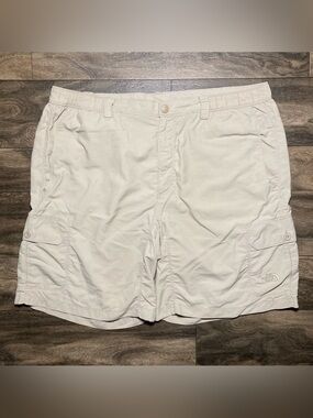 The North Face Men's Khaki Nylon Cargo Hiking Shorts XL Regular